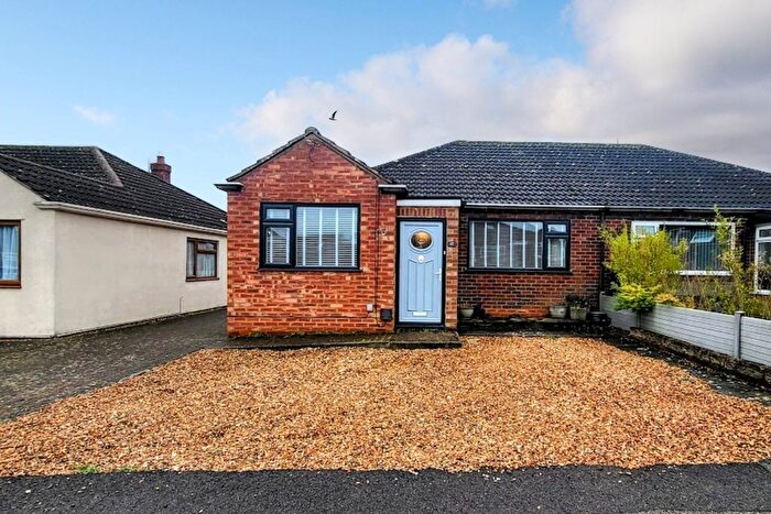 3 Bedroom Bungalow For Sale In Portfields Road, Newport Pagnell, MK16