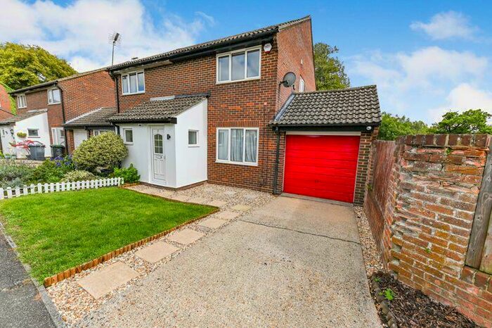 2 Bedroom Semi-Detached House To Rent In Lysander Way, Waterlooville, PO7