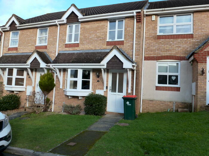 2 Bedroom Terraced House To Rent In Bassett Road, Crawley, RH10