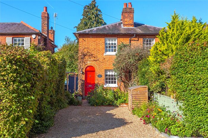 2 Bedroom Semi-Detached House For Sale In Fir Tree Cottages, Burchetts Green Road, Burchetts Green, Maidenhead, SL6