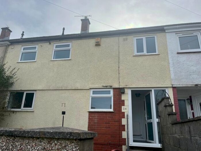 3 Bedroom Terraced House To Rent In Greenbank Road, West Cross, SA3