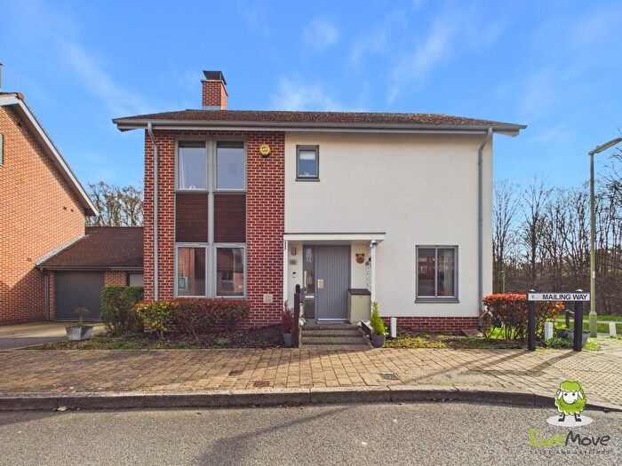 4 Bedroom Detached House For Sale In Mailing Way, Basingstoke, Hampshire, RG24