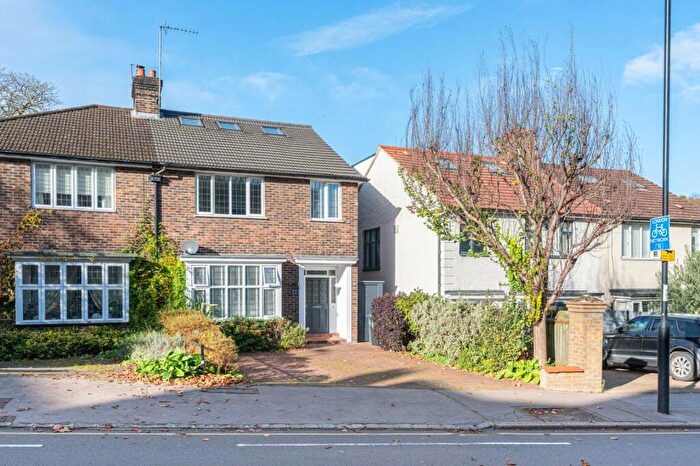 4 Bedroom Semi-Detached House To Rent In South Park Hill Road, South Croydon, CR2