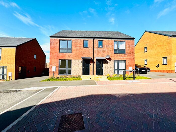 3 Bedroom Semi-Detached House To Rent In Hercules Drive, Wellingborough, NN8