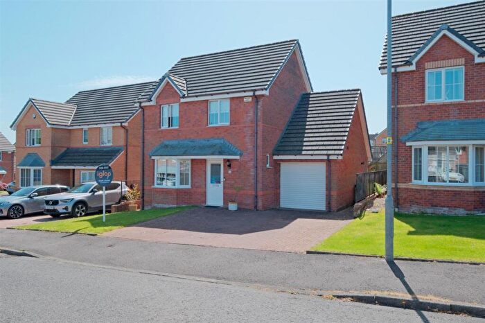 3 Bedroom Detached House For Sale In Aberdour Court, Blantyre, G72
