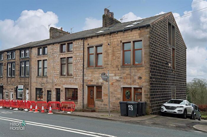 3 Bedroom Terraced House For Sale In Keighley Road, Laneshawbridge, BB8