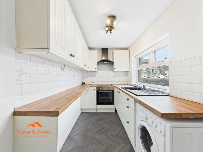 3 Bedroom Terraced House To Rent In Duke Street, Colne, BB8