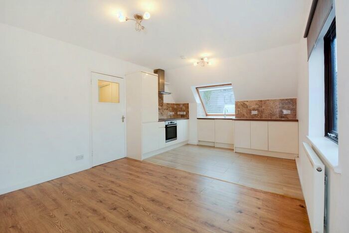 1 Bedroom Apartment To Rent In Capstan Way, London, SE16