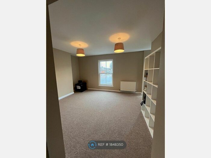 1 Bedroom Flat To Rent In High Street, Cambridge, CB24