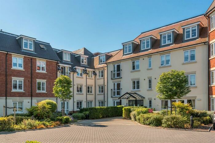 1 Bedroom Retirement Property For Sale In Keyes Lodge, Dartford, DA1