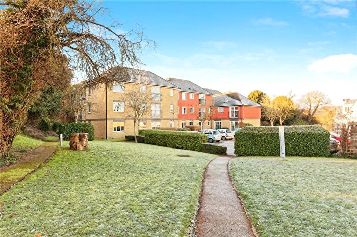 2 Bedroom Apartment For Sale In Warren Lodge, Canterbury, CT1