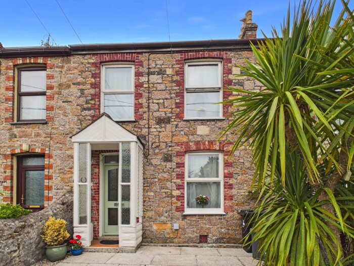 3 Bedroom Property For Sale In Lanner, Redruth, Very Well Presented Family Home, TR16