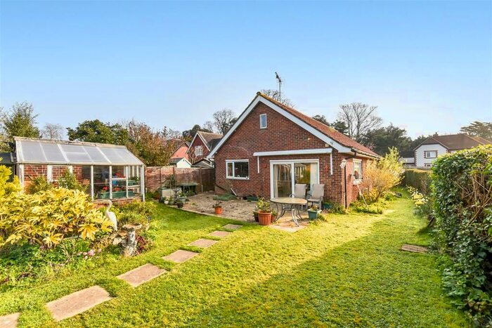 3 Bedroom Detached Bungalow For Sale In The Street, Boxgrove, Chichester, PO18