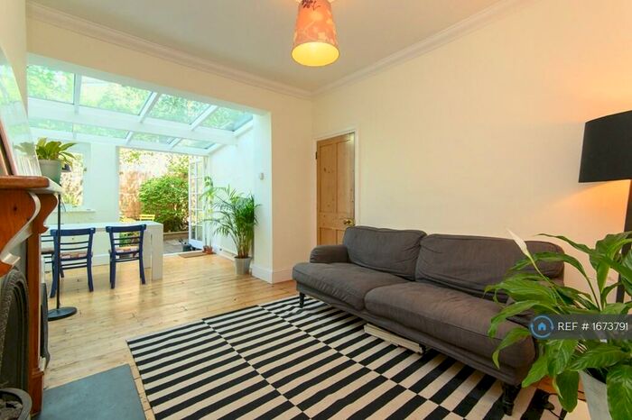 1 Bedroom Flat To Rent In Redland, Bristol, BS6