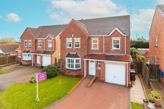 4 Bedroom Detached House To Rent In Maple Close, South Milford, Leeds, LS25