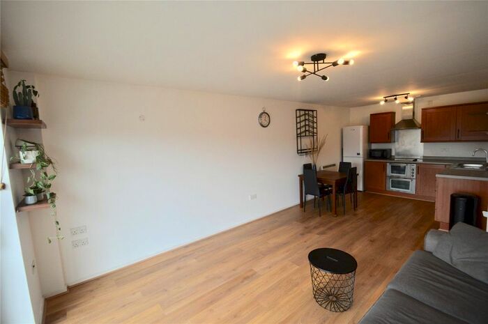 2 Bedroom Flat To Rent In Millsands, Sheffield, South Yorkshire, S3