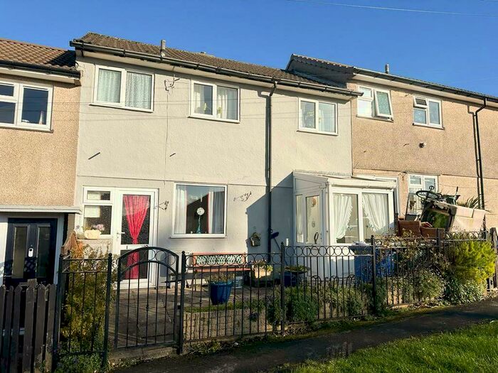 3 Bedroom Town House To Rent In Whinny Gill Road, Skipton, BD23