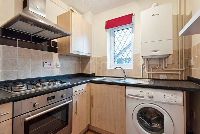 1 Bedroom End Of Terrace House For Sale In Astral Close, Lower Stondon, Henlow, Bedfordshire, SG16