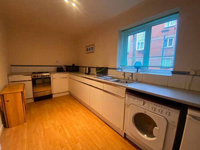 1 Bedroom Flat To Rent In St Nicholas Square, Maritime Quarter, Swansea, SA1