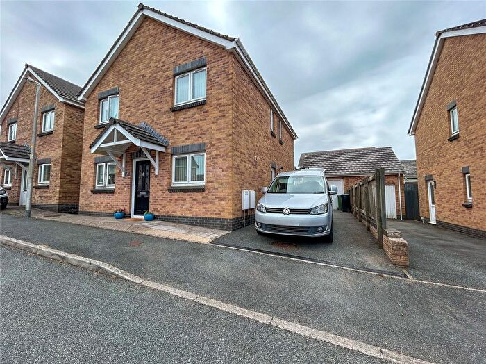 4 Bedroom Detached House For Sale In Skomer Drive, Milford Haven, Pembrokeshire, SA73