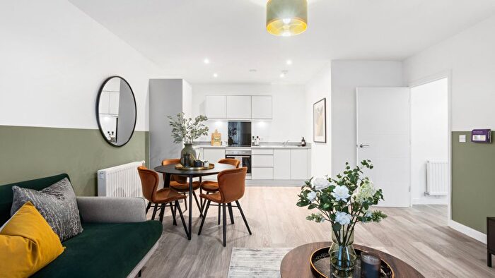 1 Bedroom Flat For Sale In St Albans Rd, Watford, WD25