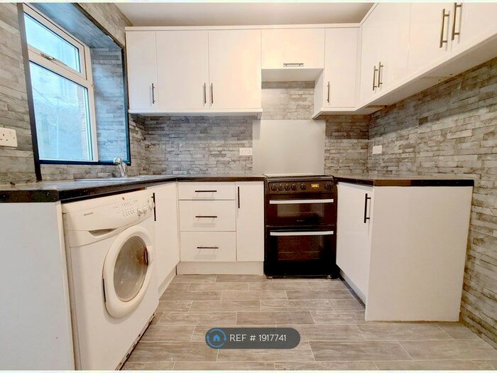 3 Bedroom Terraced House To Rent In Bole Hill Lane, Sheffield, S10