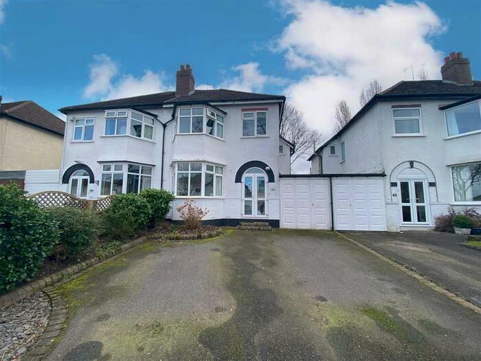 3 Bedroom Semi-Detached House To Rent In Dalbury Road, Hall Green, Birmingham, B28