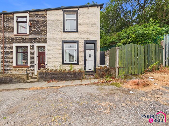 2 Bedroom End Of Terrace House For Sale In Kirkgate, Burnley, BB11