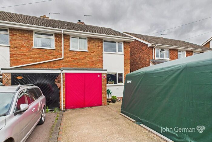 3 Bedroom Semi-Detached House For Sale In Beech Road, Barton Under Needwood, DE13