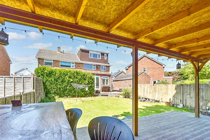4 Bedroom Semi-Detached House For Sale In Royston Gardens, St Margarets-At-Cliffe, Dover, Kent, CT15