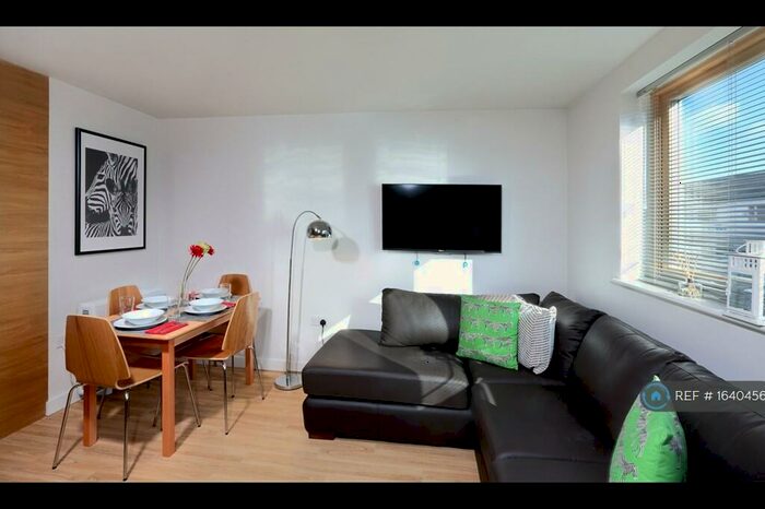 4 Bedroom Flat To Rent In Mulberry Court, Southampton, SO14