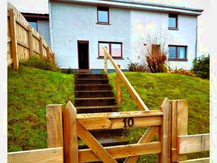 2 Bedroom Terraced House To Rent In Lochaber Road, Fort William, PH33