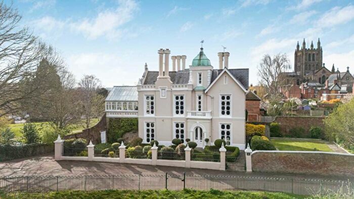 6 Bedroom Detached House For Sale In The Fosse, Castle Street, Hereford, HR1