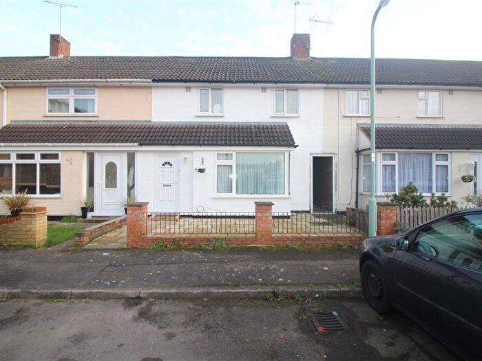 3 Bedroom Terraced House To Rent In Prescott Road, Cheshunt, EN8