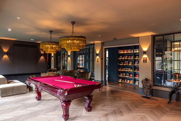 Studio To Rent In Dandi Brondesbury, Willesden Lane, Londonq, NW2