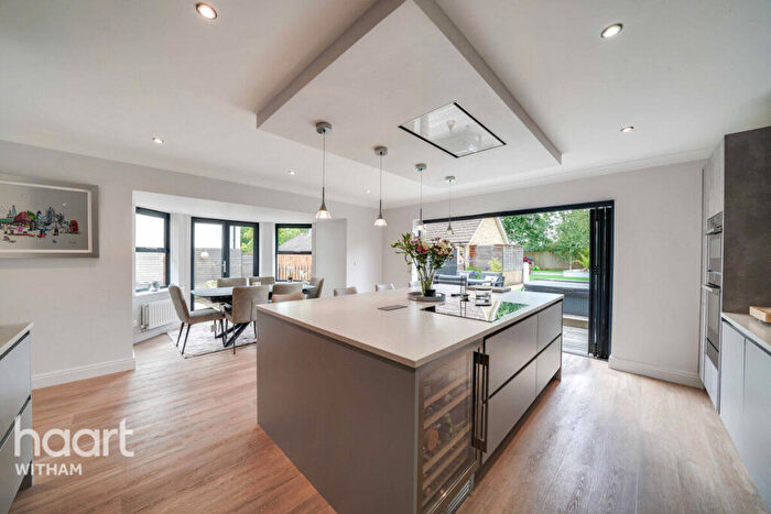 5 Bedroom Detached House For Sale In Kelvedon Road, Wickham Bishops, CM8