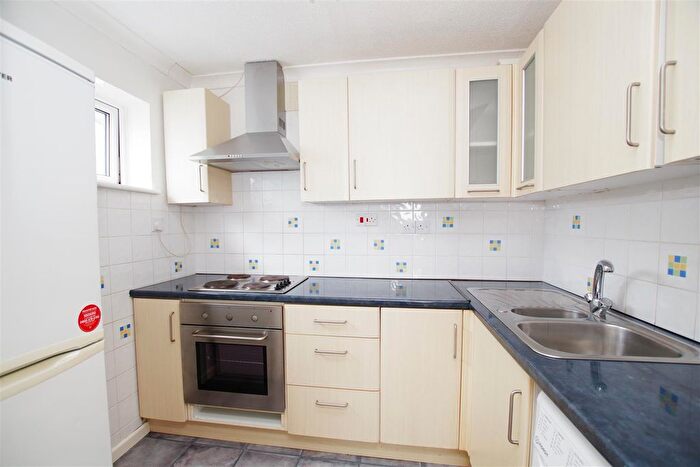 1 Bedroom Maisonette To Rent In The Heights, Old Town, Swindon, SN1