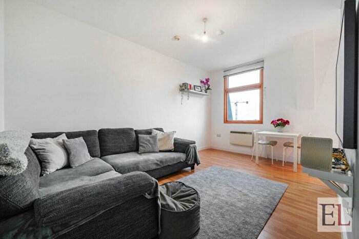 1 Bedroom Apartment For Sale In Shared Ownership | Flat Templar House, HA2