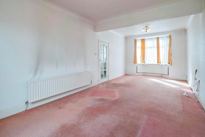 2 Bedroom Detached House For Sale In Hobson Road, Leicester, LE4