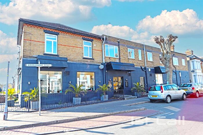 1 Bedroom Flat To Rent In Queens Road, Southend-On-Sea, SS1