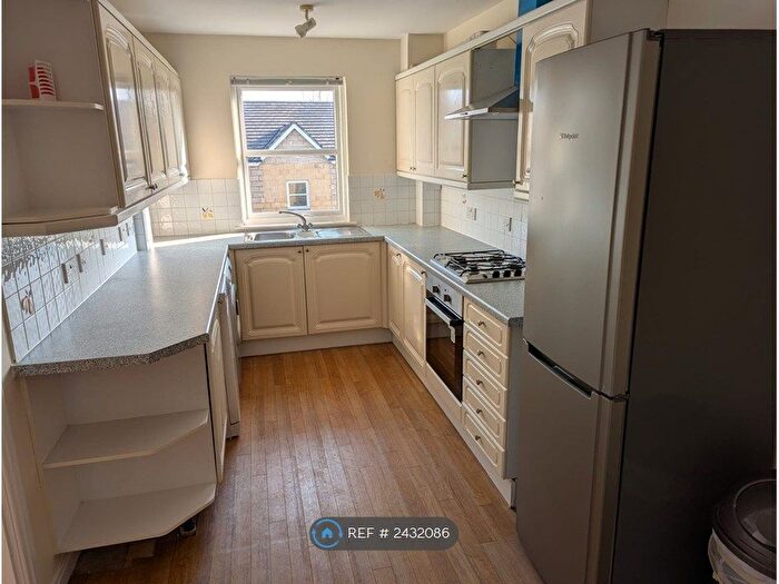 2 Bedroom Flat To Rent In St. Catherines Gardens, Edinburgh, EH12