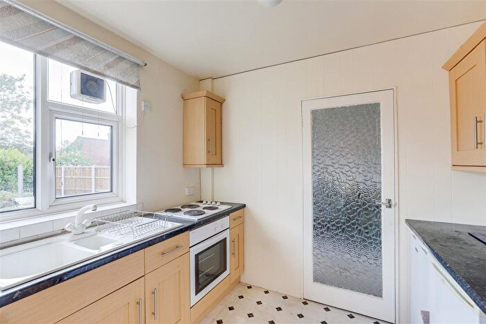 2 Bedroom Detached House For Sale In Bar Lane, Basford, Nottinghamshire, NG6