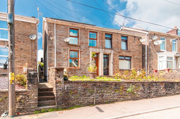 3 Bedroom Semi-detached House For Sale In Alltygrug Road, Ystalyfera, Swansea, SA9