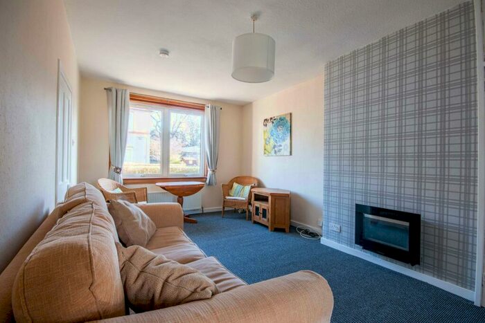 2 Bedroom Flat To Rent In Featherhall Place Edinburgh United Kingdom, EH12