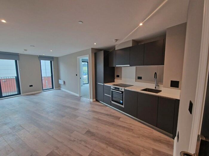 2 Bedroom Apartment To Rent In Springwell Gardens, Whitehall Road, Leeds, West Yorkshire, LS12