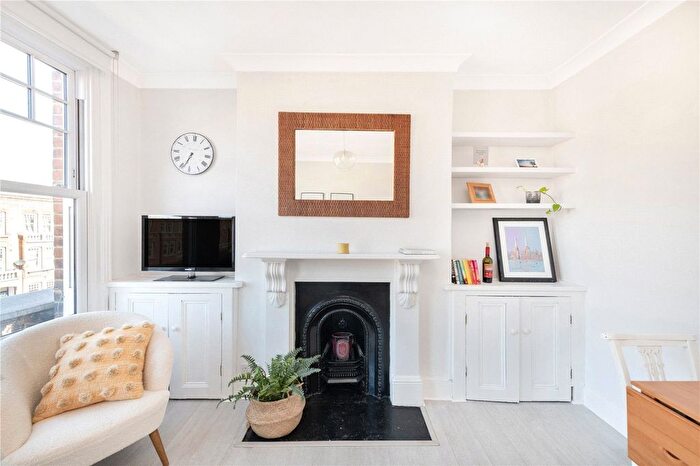 2 Bedroom Flat To Rent In Queenstown Road, Battersea, SW8