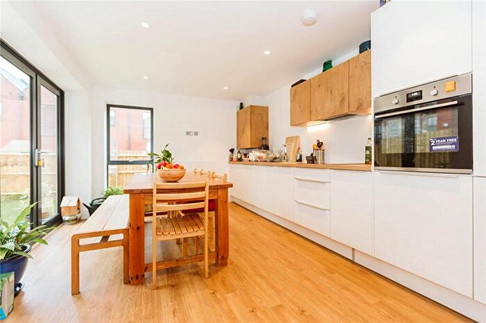 3 Bedroom Terraced House To Rent In Carsons Road, Greenbank, Bristol, BS5