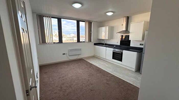 2 Bedroom Apartment To Rent In Priestgate, Peterborough, PE1