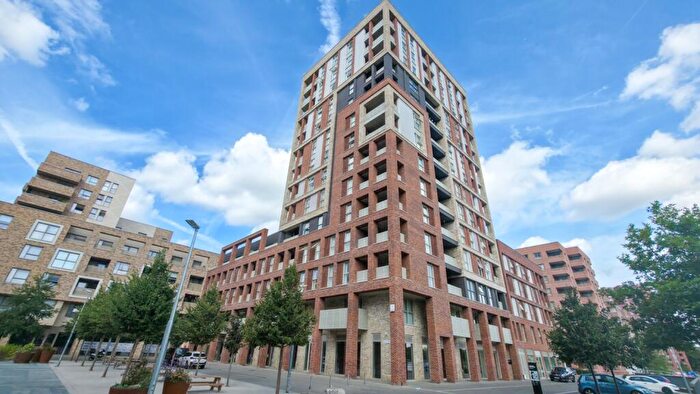 2 Bedroom Apartment For Sale In Starling Court, Nest Way, London, SE2