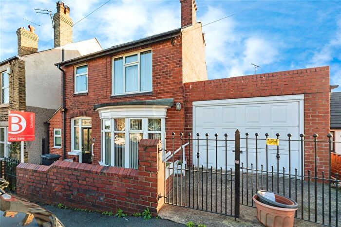 3 Bedroom Detached House For Sale In Cross Hill, Sheffield, South Yorkshire, S35